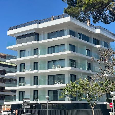 Rentalmar Suites Salou Families Only Bagian luar foto