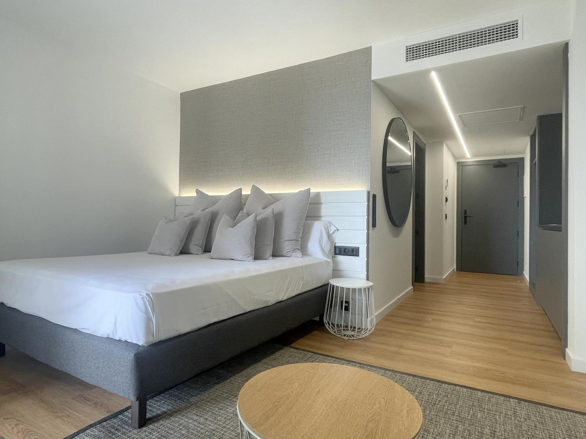 Rentalmar Suites Salou Families Only Ruang foto