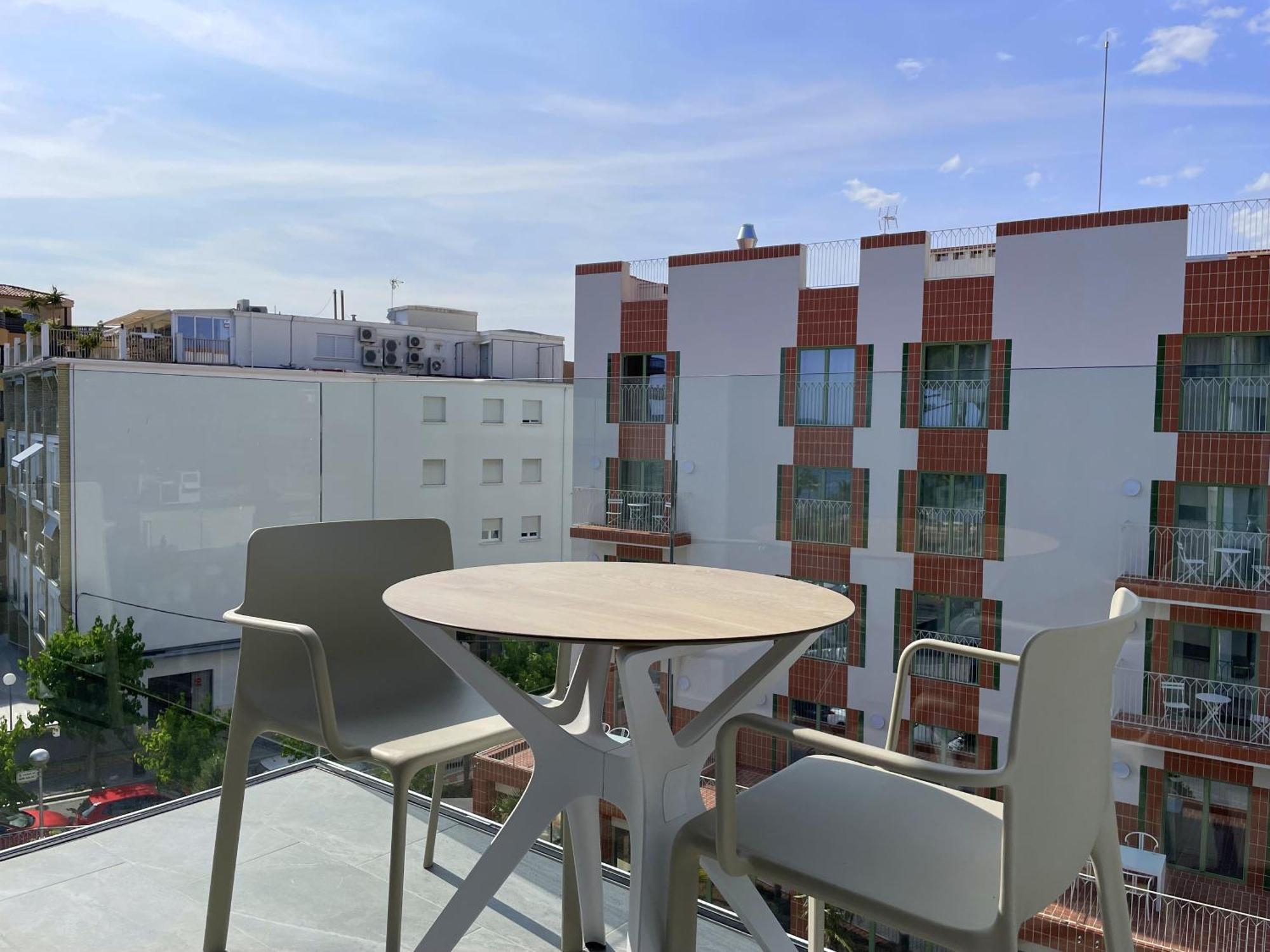 Rentalmar Suites Salou Families Only Ruang foto